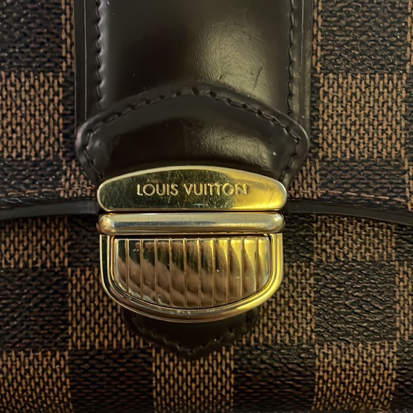 Louis Vuitton wallet/sling - Picture 4 of 11